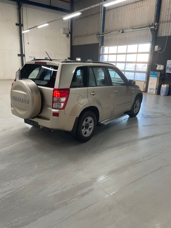 Suzuki Grand Vitara 1,9 DDiS GLS Van 5d
