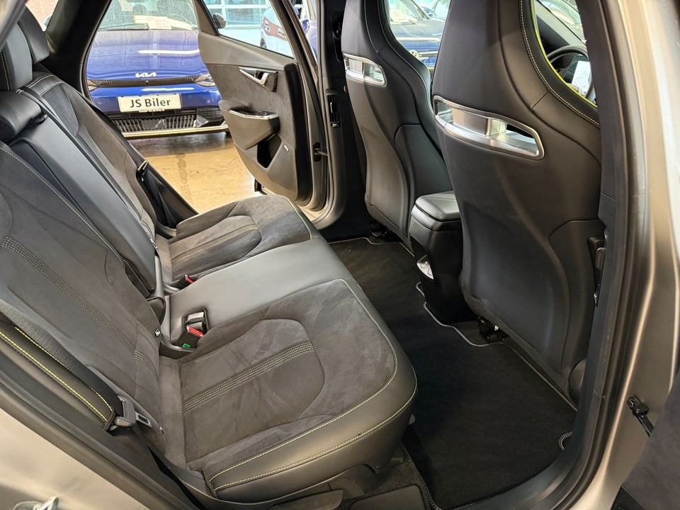 Kia EV6 77 GT Performance AWD 5d