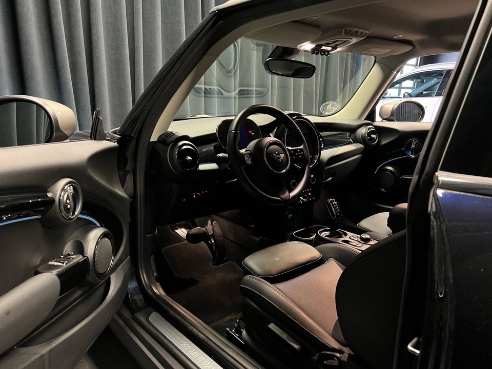 MINI Cooper SE Edition Premium Plus 3d