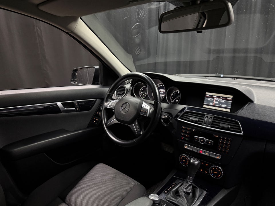 Mercedes C220 2,2 CDi AMG Line stc. aut. 5d