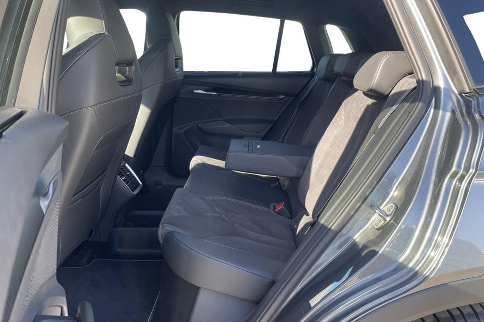 Skoda Elroq 85 iV Sportline 5d