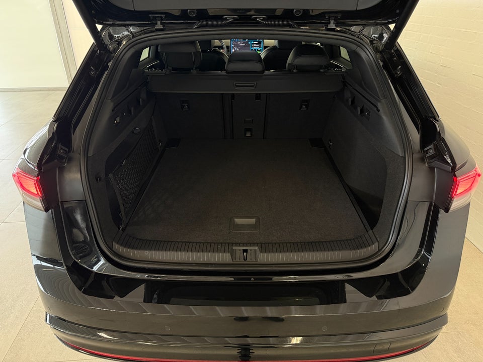 VW ID.7 77 Pro Tourer 5d