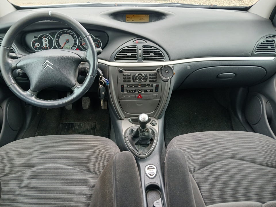 Citroën C5 1,8i 16V Prestige S 5d