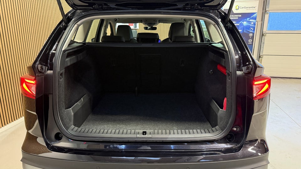 Skoda Enyaq 85 iV Suite 5d