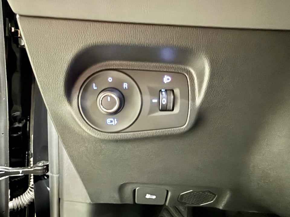 MG MGS5 64 Luxury 5d