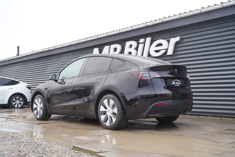 Tesla Model Y Long Range AWD 5d