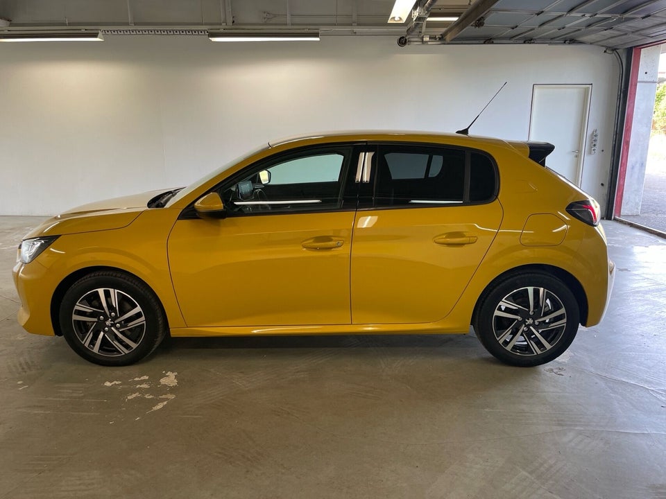 Peugeot 208 1,2 PureTech 100 Allure EAT8 5d