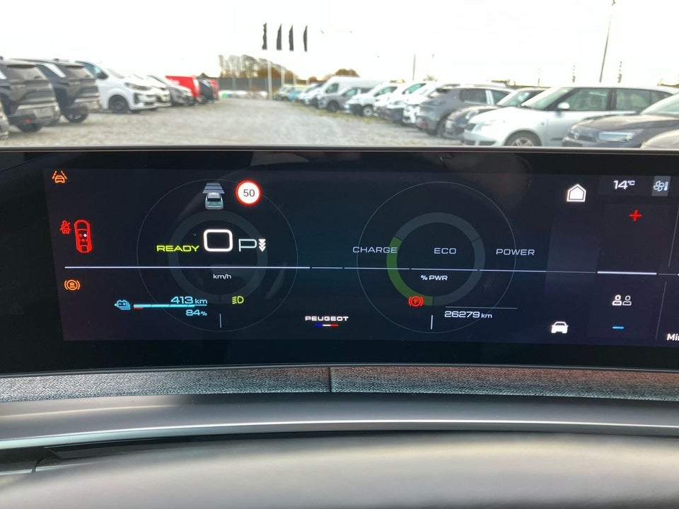 Peugeot e-3008 77 GT 5d