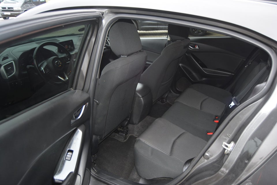Mazda 3 2,2 SkyActiv-D 150 Optimum 5d