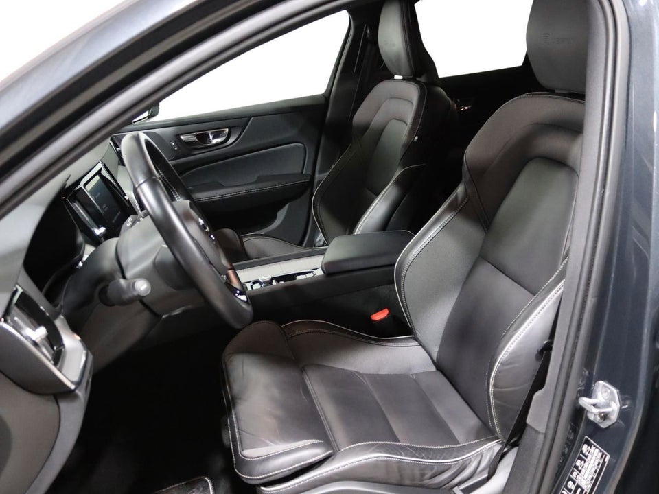 Volvo V60 2,0 T5 250 R-Design aut. 5d