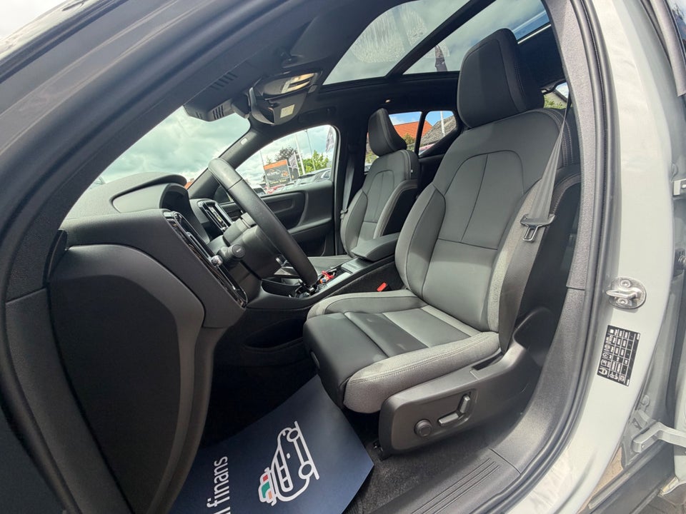 Volvo EX40 Extended Range Ultra 5d
