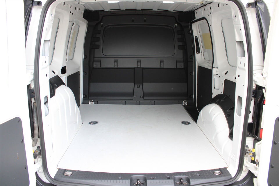 VW Caddy 2,0 TDi 102 Cargo