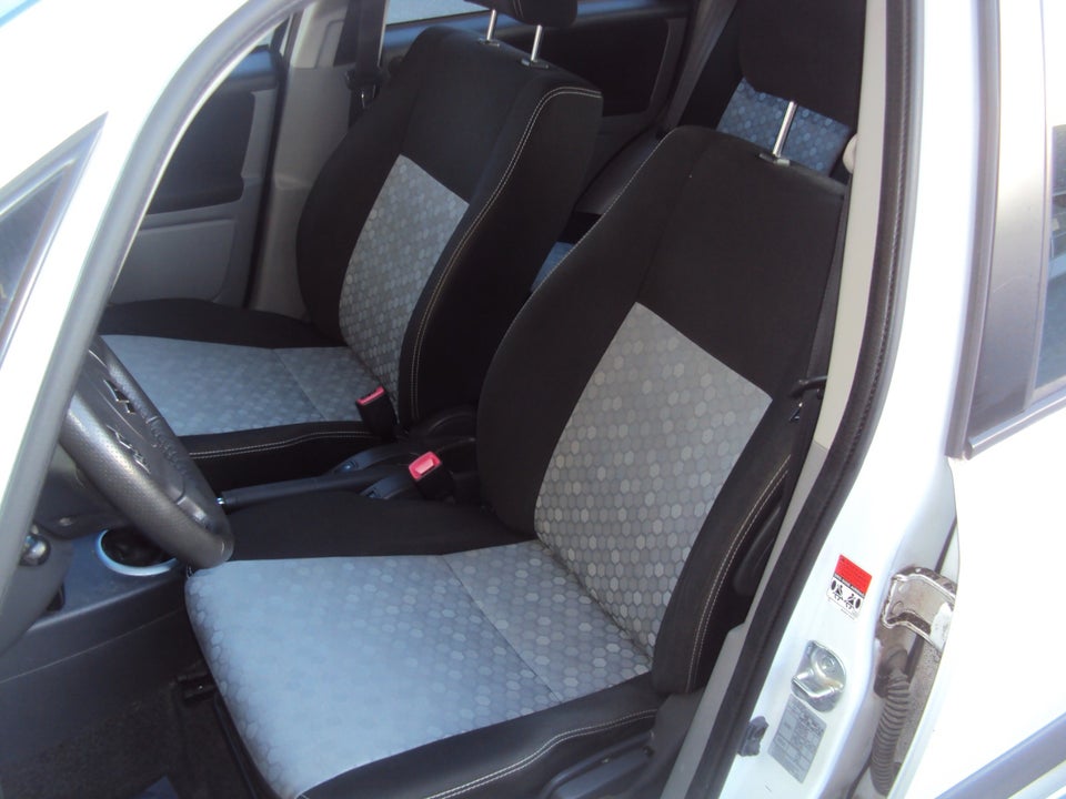 Suzuki SX4 1,6 CombiBack Tour 5d