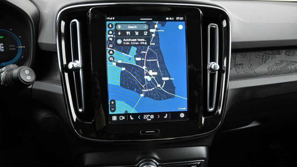 Volvo XC40 ReCharge Twin Ultimate 5d