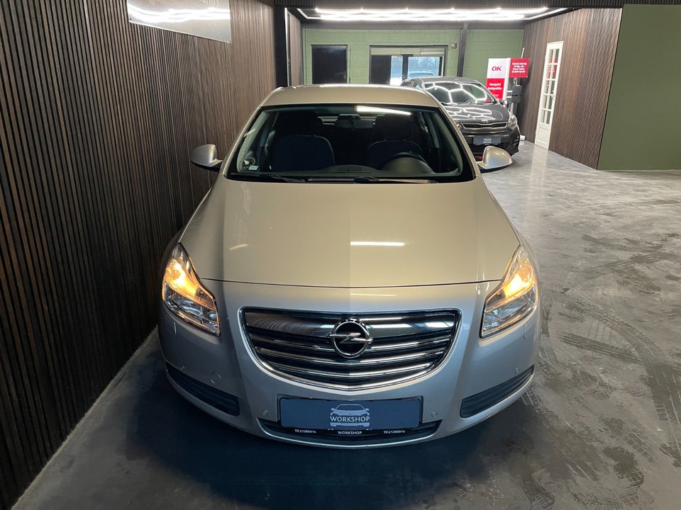 Opel Insignia 1,8 Edition 4d