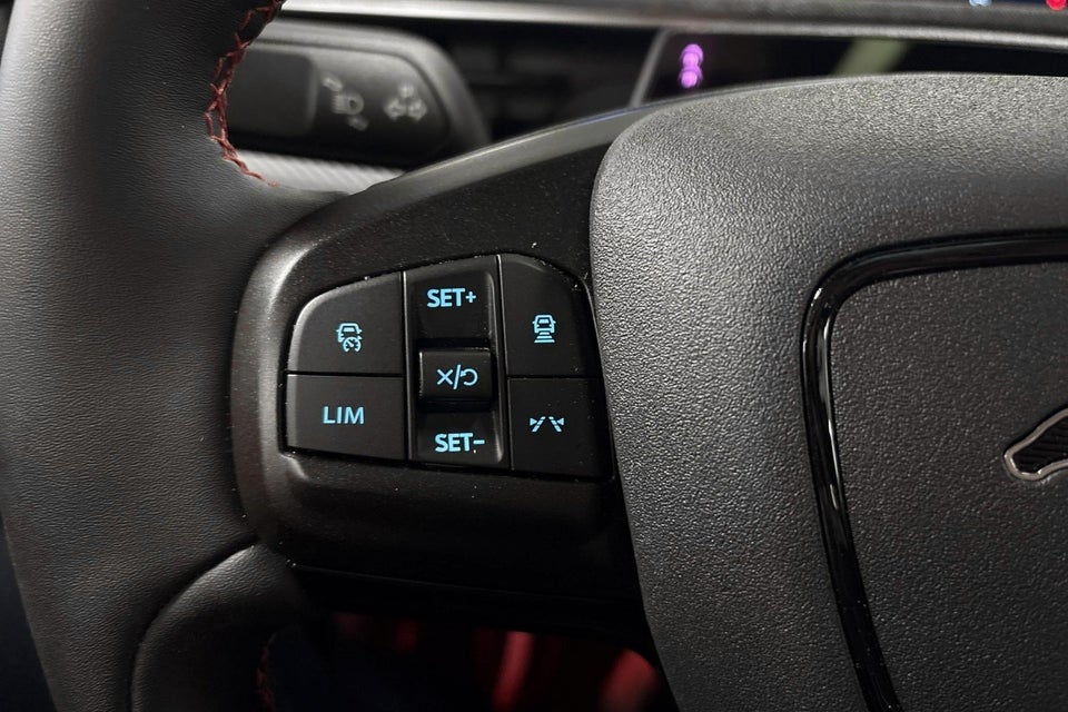 Ford Mustang Mach-E 91 Premium Extended Range AWD 5d