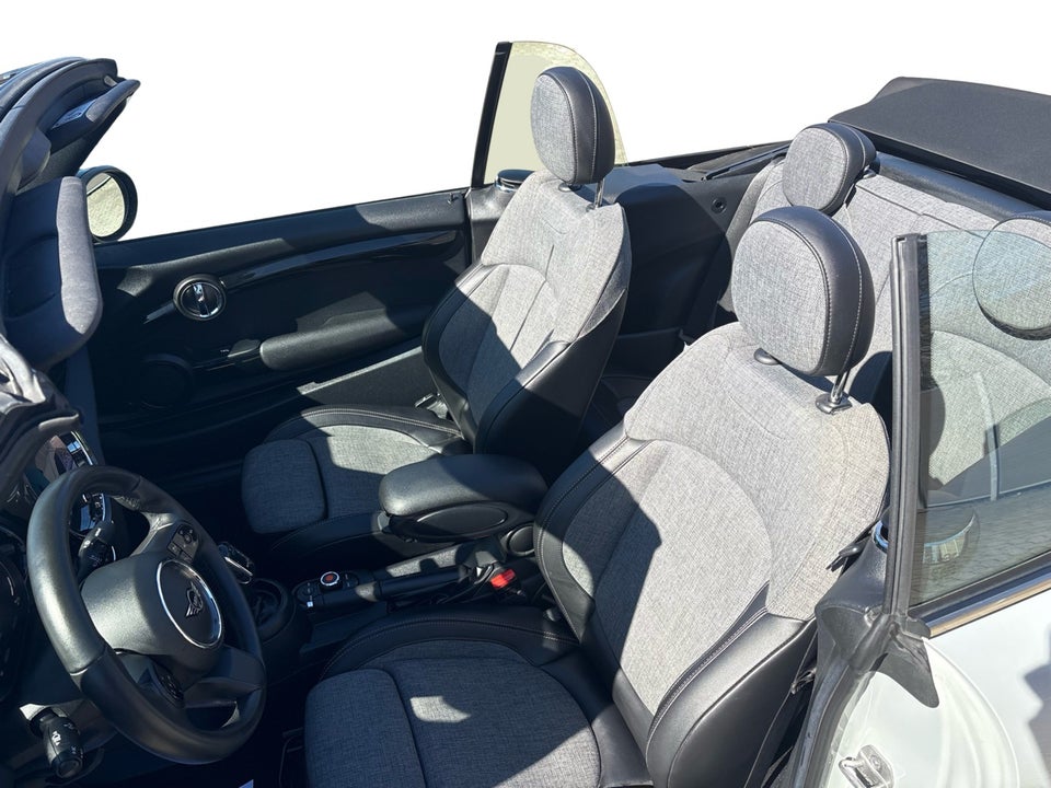 MINI Cooper 1,5 Essential Cabriolet aut. 2d