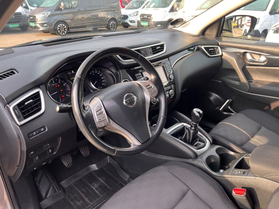 Nissan Qashqai 1,2 Dig-T 115 Acenta Van 5d