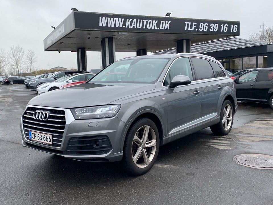 Audi Q7 3,0 TDi 272 S-line quattro Tiptr. 7prs 5d