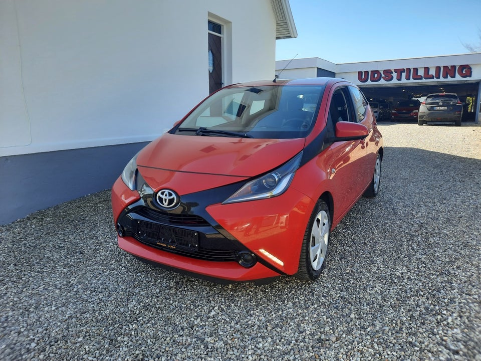 Toyota Aygo 1,0 VVT-i x-change 5d
