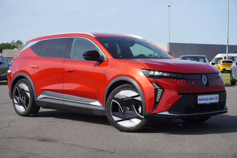 Renault Scenic E-Tech 87 Iconic 5d