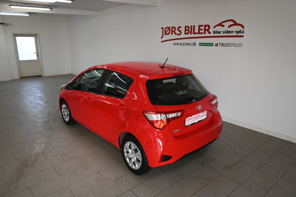 Toyota Yaris 1,0 VVT-i T2 5d