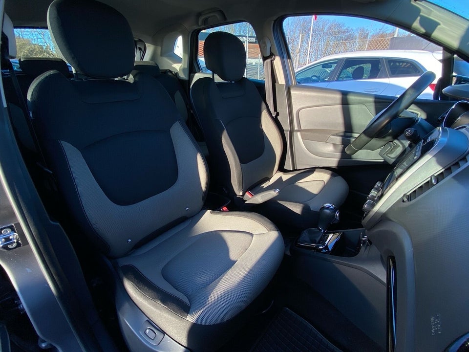 Renault Captur 1,2 TCe 120 Expression EDC 5d