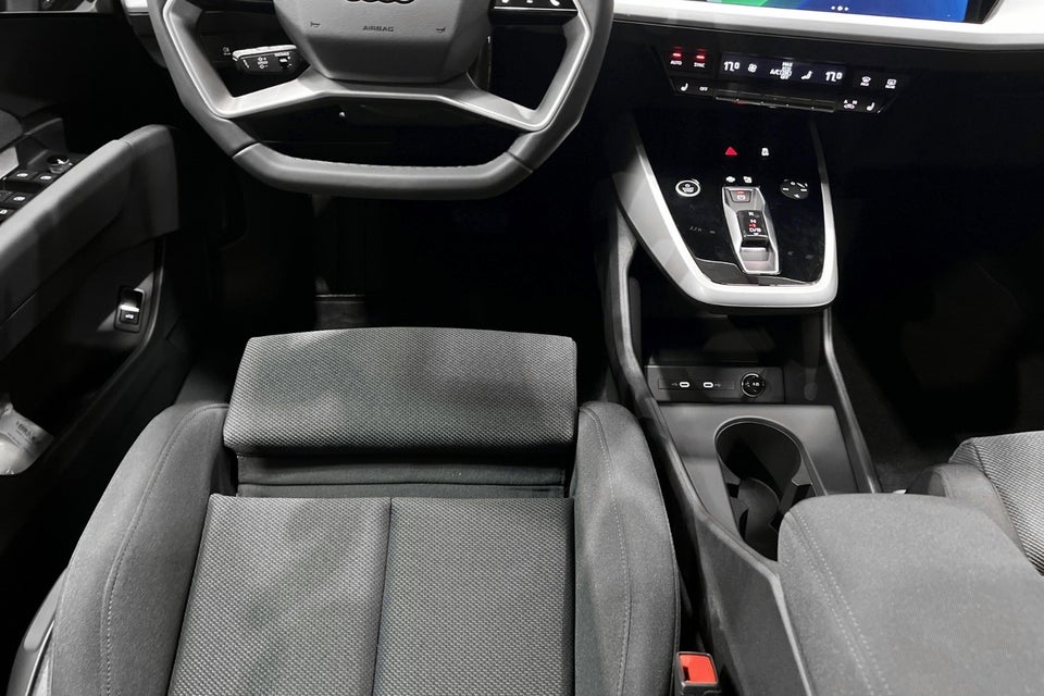 Audi Q4 e-tron 45 Progress 5d