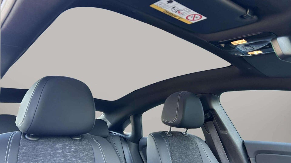 Mercedes CLA250+ electric Progressive Advance Plus 4d
