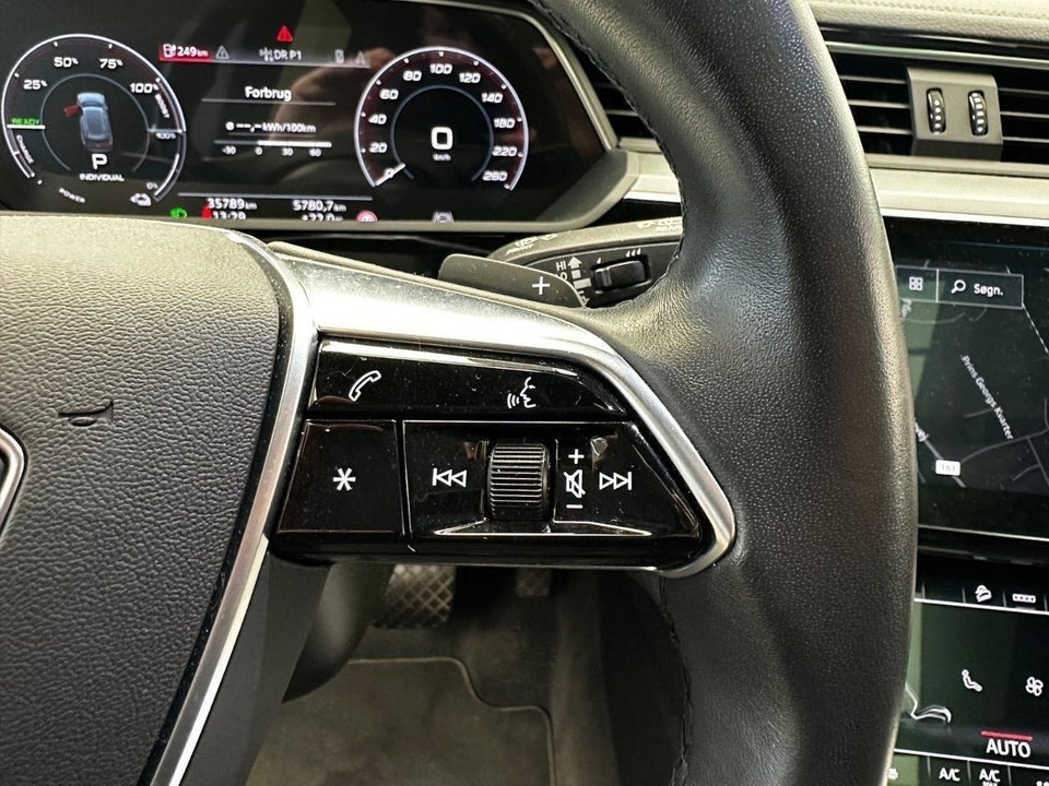 Audi e-tron 55 Advanced quattro 5d