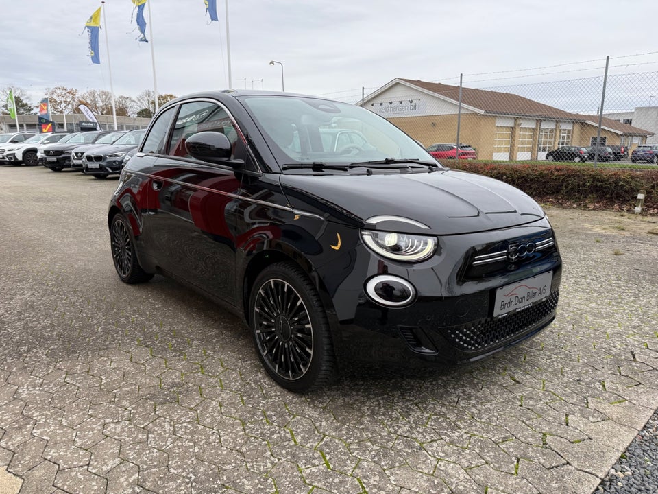 Fiat 500e 42 la Prima by Bocelli 3d