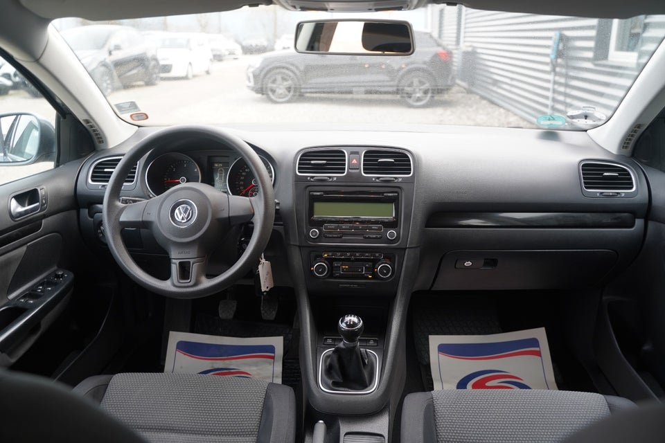 VW Golf VI 1,6 TDi 105 Comfortline Variant BMT 5d