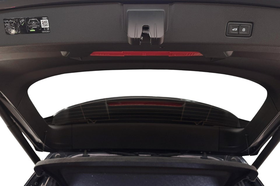 Audi Q4 e-tron performance 5d