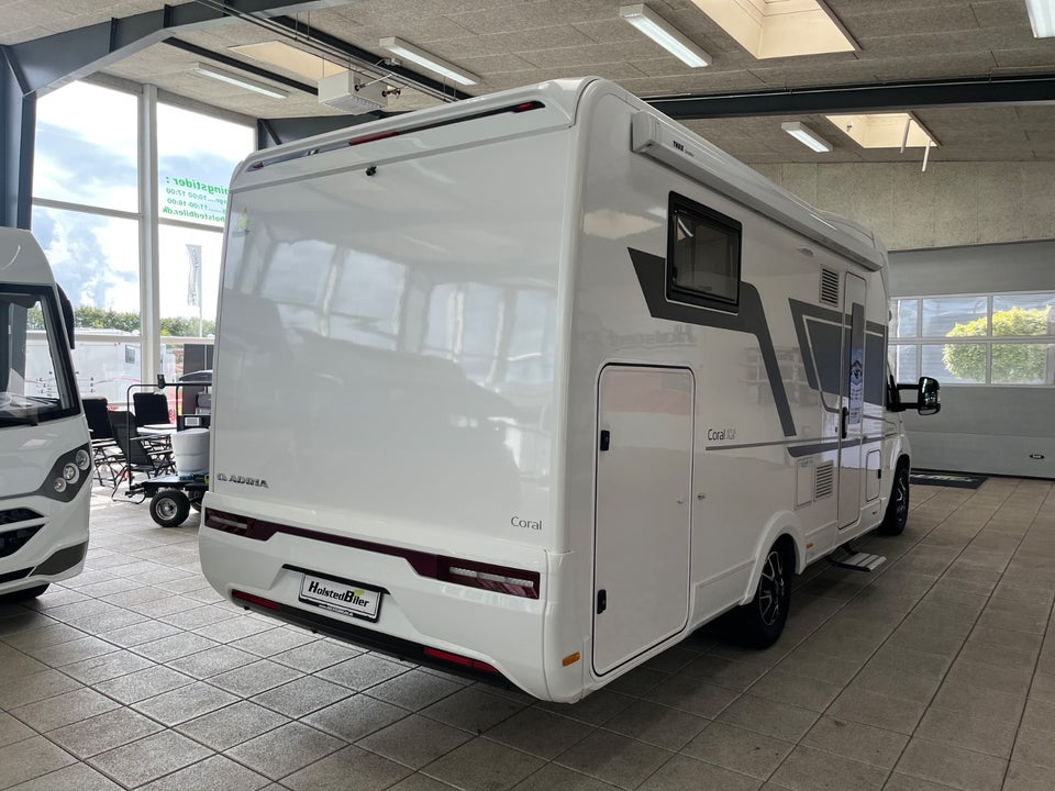 Fiat Adria 2,3 Coral Plus 670 SLT aut. 3d