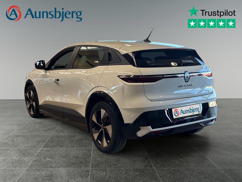 Renault Megane E-Tech 40 Equilibre 5d