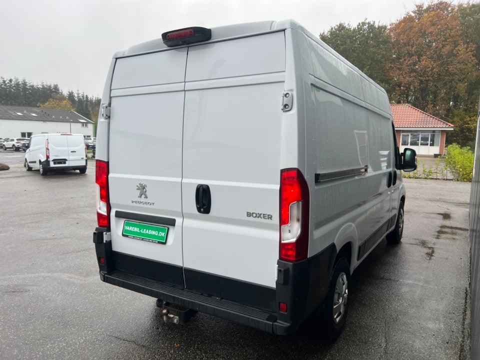 Peugeot Boxer 435 2,2 BlueHDi 165 L2H2 Premium