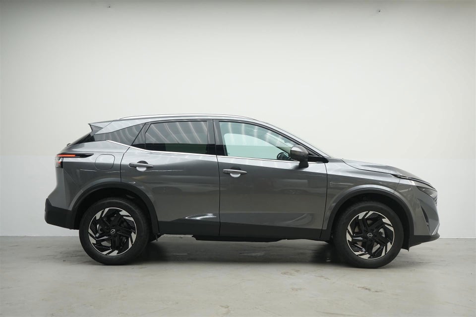 Nissan Qashqai 1,3 mHEV N-Connecta X-tr. 5d