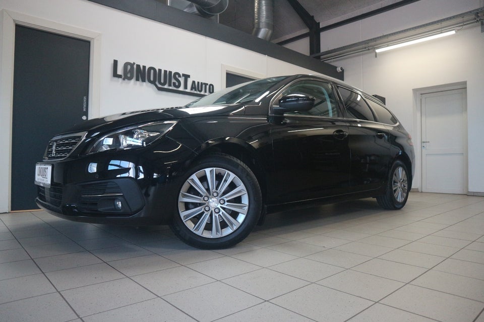 Peugeot 308 1,2 PureTech 130 Selection Sky SW 5d