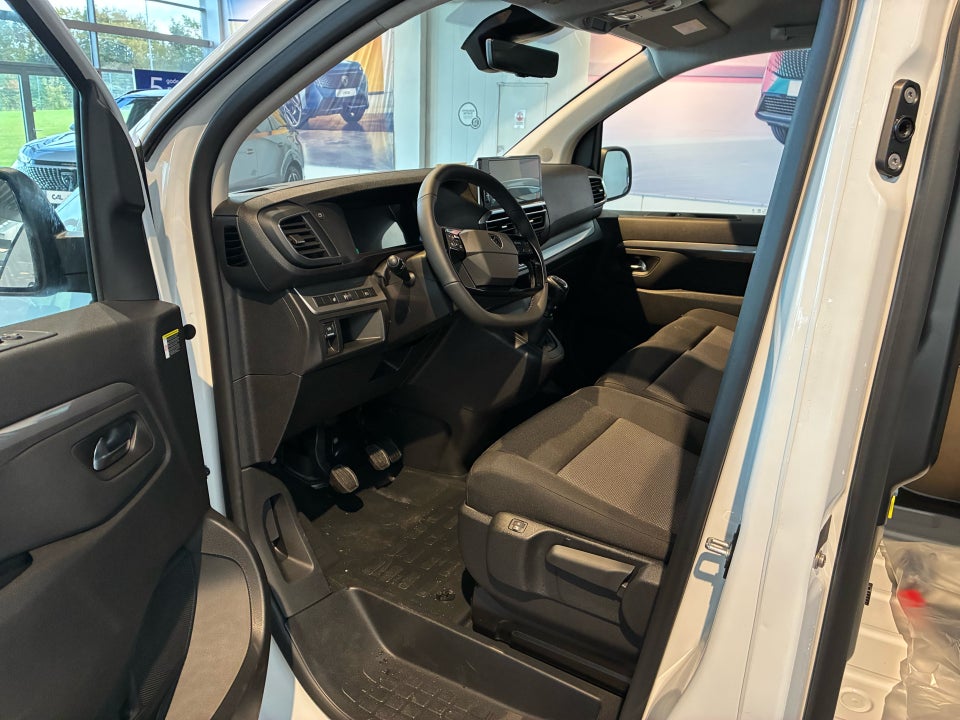 Peugeot Expert 2,0 BlueHDi 144 L3 Premium Van