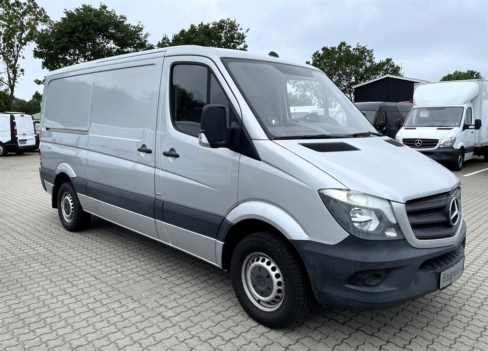 Mercedes Sprinter 211 2,2 CDi R2 Kassevogn 5d