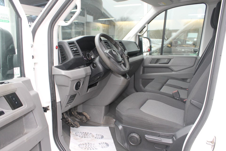 VW Crafter 30 2,0 TDi 177 Kassevogn L3H2 4Motion