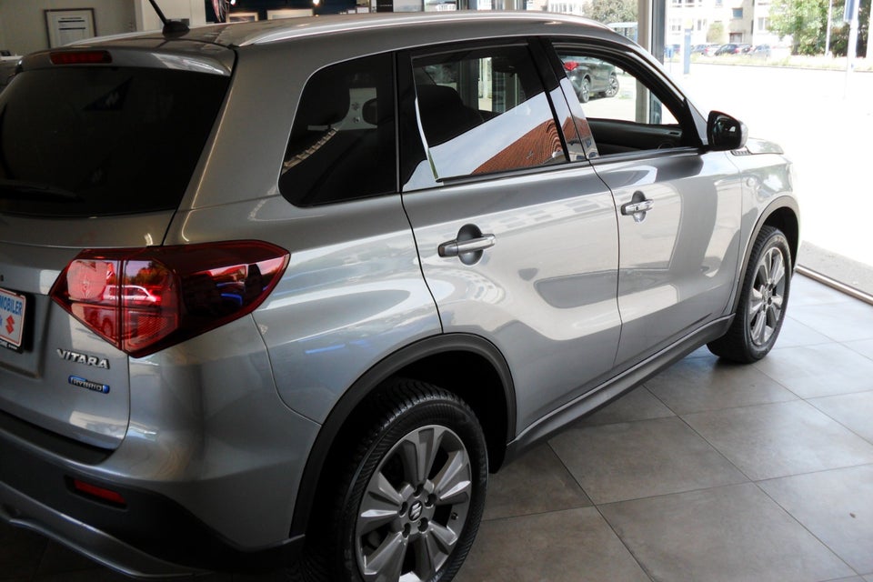 Suzuki Vitara 1,5 S-Hybrid Active AGS 5d