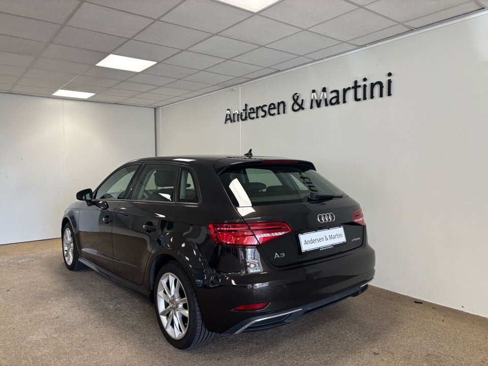 Audi A3 1,4 e-tron Sportback S-tr. 5d