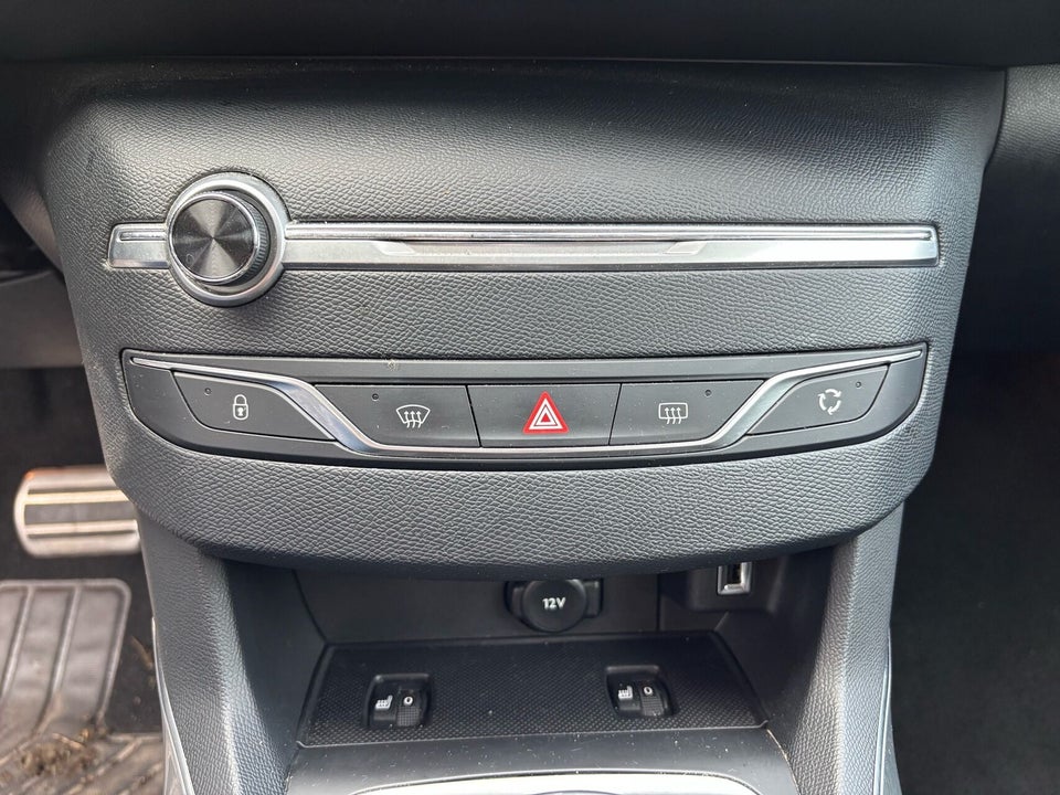 Peugeot 308 1,2 PureTech 130 Allure Pack EAT8 5d