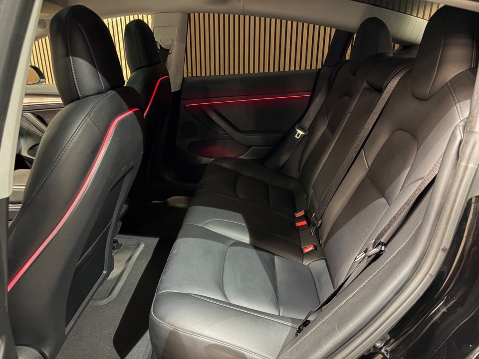 Tesla Model 3 Long Range AWD 4d