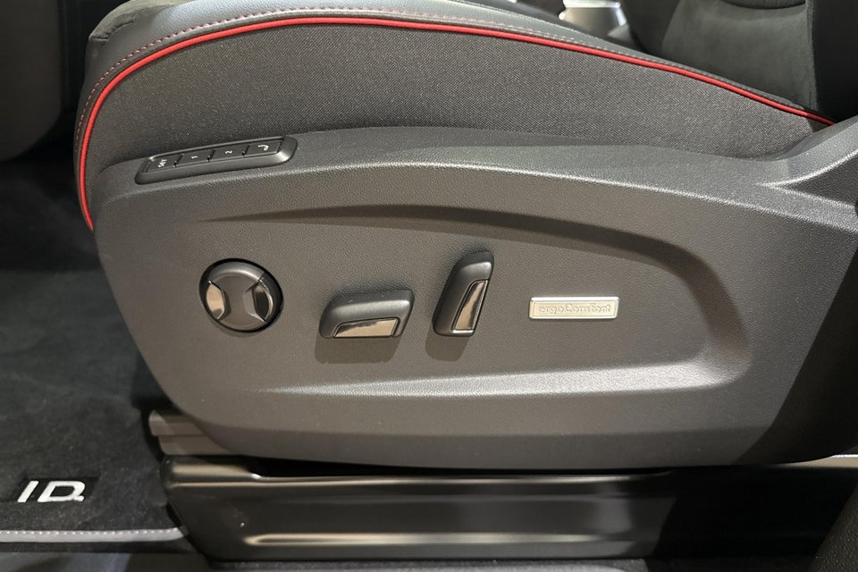 VW ID.Buzz 86 GTX+ 4Motion 6prs LWB 5d