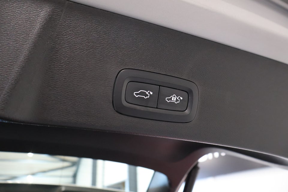 Volvo XC40 P8 ReCharge Twin Ultimate 5d