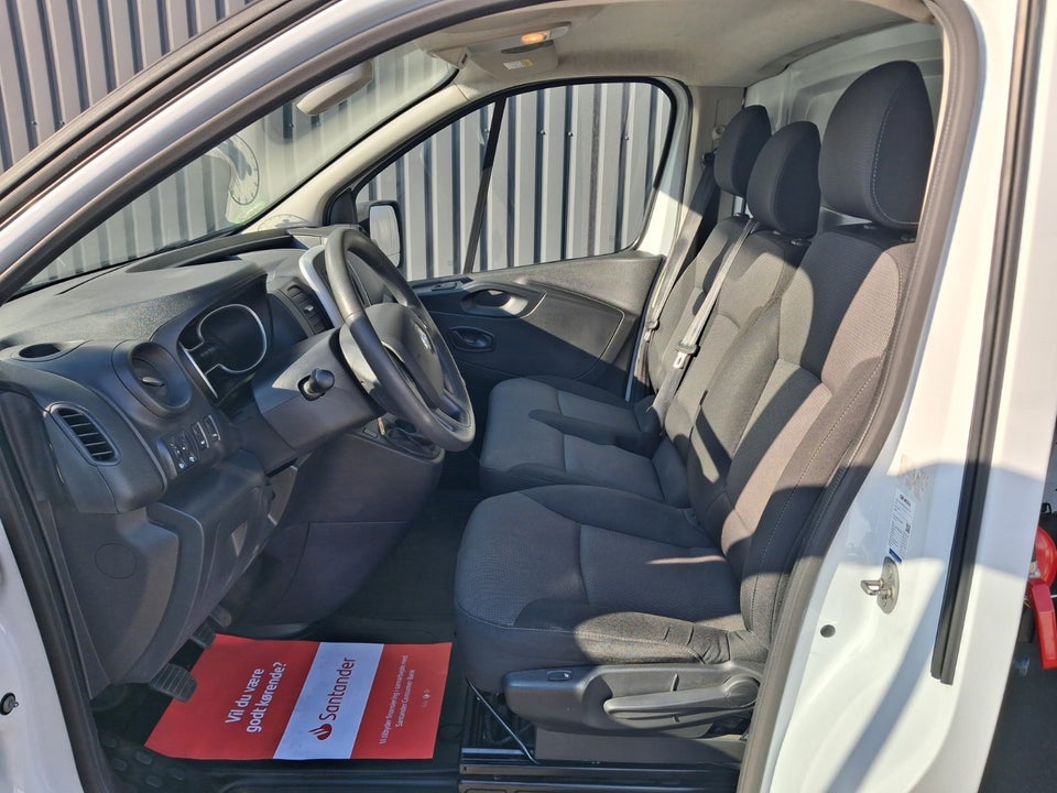 Renault Trafic T29 2,0 dCi 145 L2H2