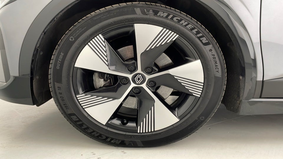 Renault Megane E-Tech 60 Equilibre 5d