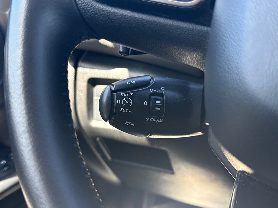 Citroën C5 Aircross 1,6 Hybrid Shine Sport EAT8 5d